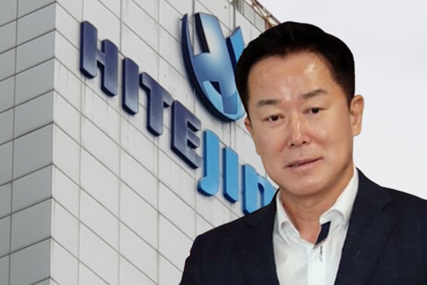 하이트진로 '대표이사-이사회 의장' 겸직 변함없어, 장인섭 지배구조 개편 손질할까 