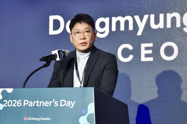 김동명 LG에너지솔루션 상생 행사에서도 ESS 강조, "산업 조정기를 더 큰 성장 기회로 만들자"