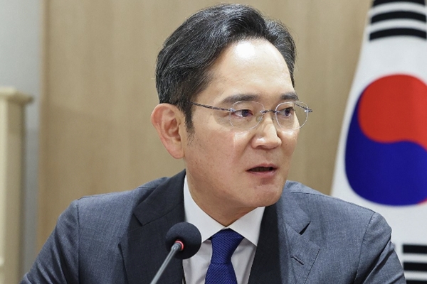 "마누라 자식 빼고 다 바꾸라"던 이건희 '신경영' 선언 후 33년 : 이재용은 2026년을 '뉴삼성' 원년으로 만들어낼까