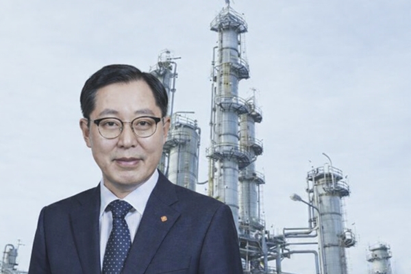 이영준 롯데케미칼 '마지막 보릿고개' 넘길 두 계책 : 율촌 공장 통해 고부가 제품 늘리고 나프타분해설비 통합
